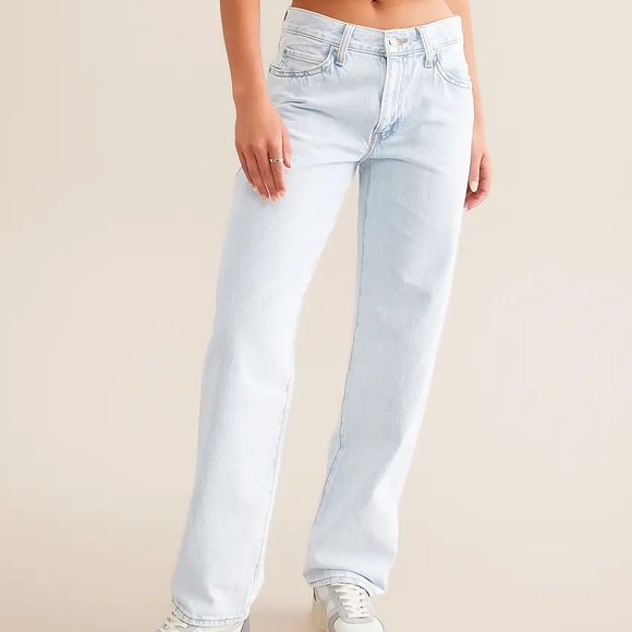 Levi’s ‘94 Baggy Jeans - Picture 2 of 8